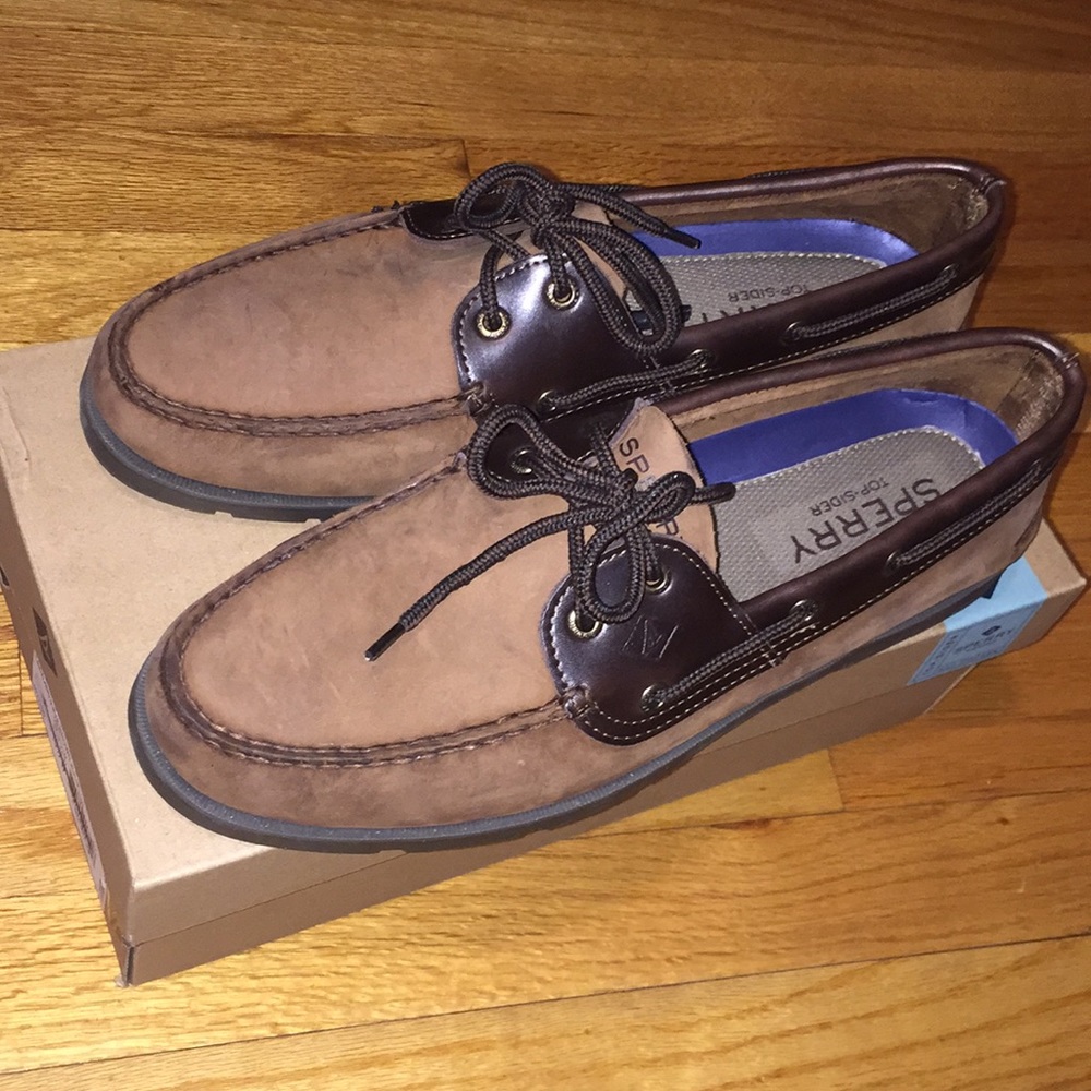 Speedy Top Sider boat shoe